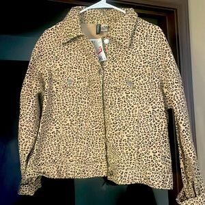 H&M cheetah jacket L